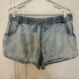 Light Wash Chambray Shorts